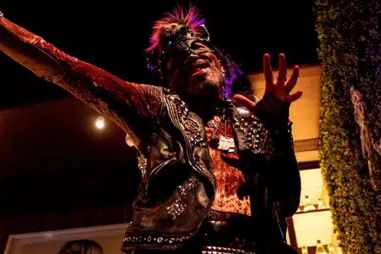 the-rock-cats-cena-espectaculo-bule-bule-booking-madrid