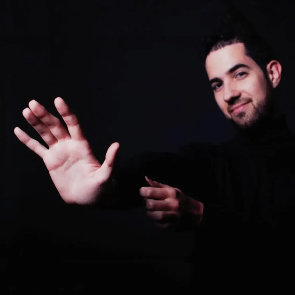 atrevete-magia-mental-en-la-escalera-de-jacob-espectaculo-de-ilusionismo-y-mentalismo-booking-madrid